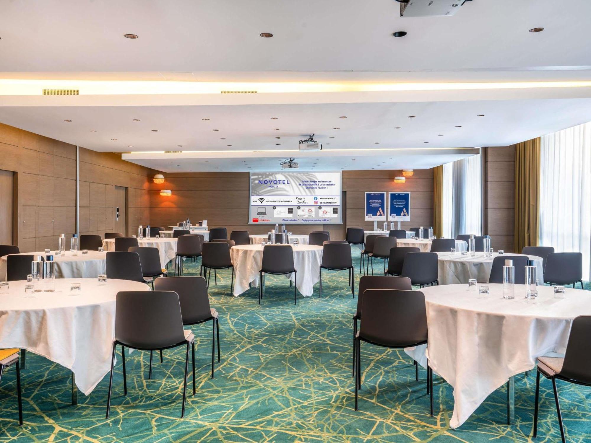 Novotel 17 Hotel 4*