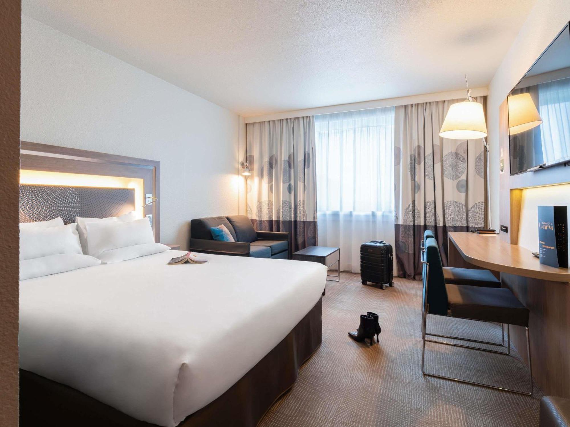 Novotel 17 Hotel