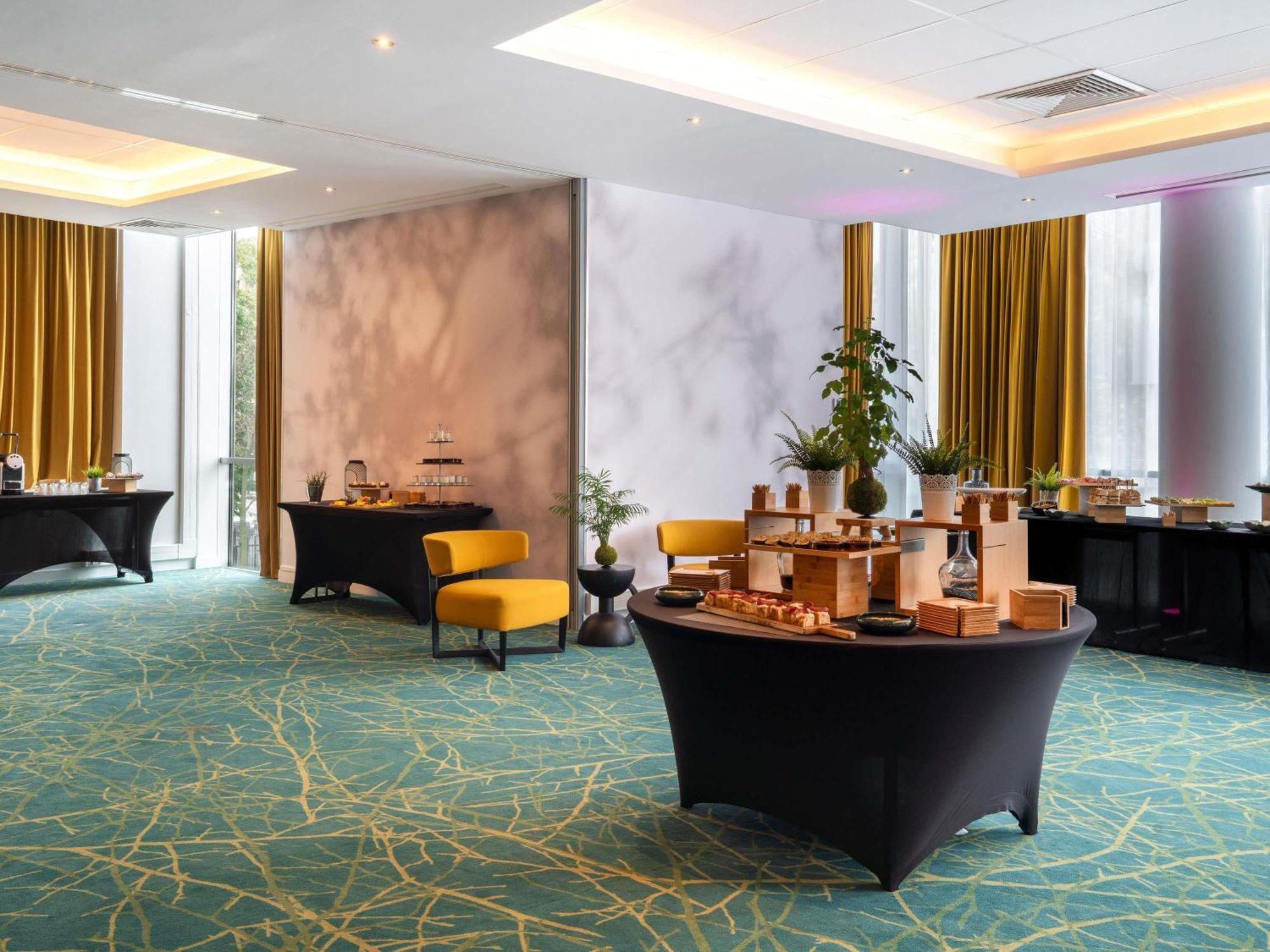 Novotel 17 Hotel