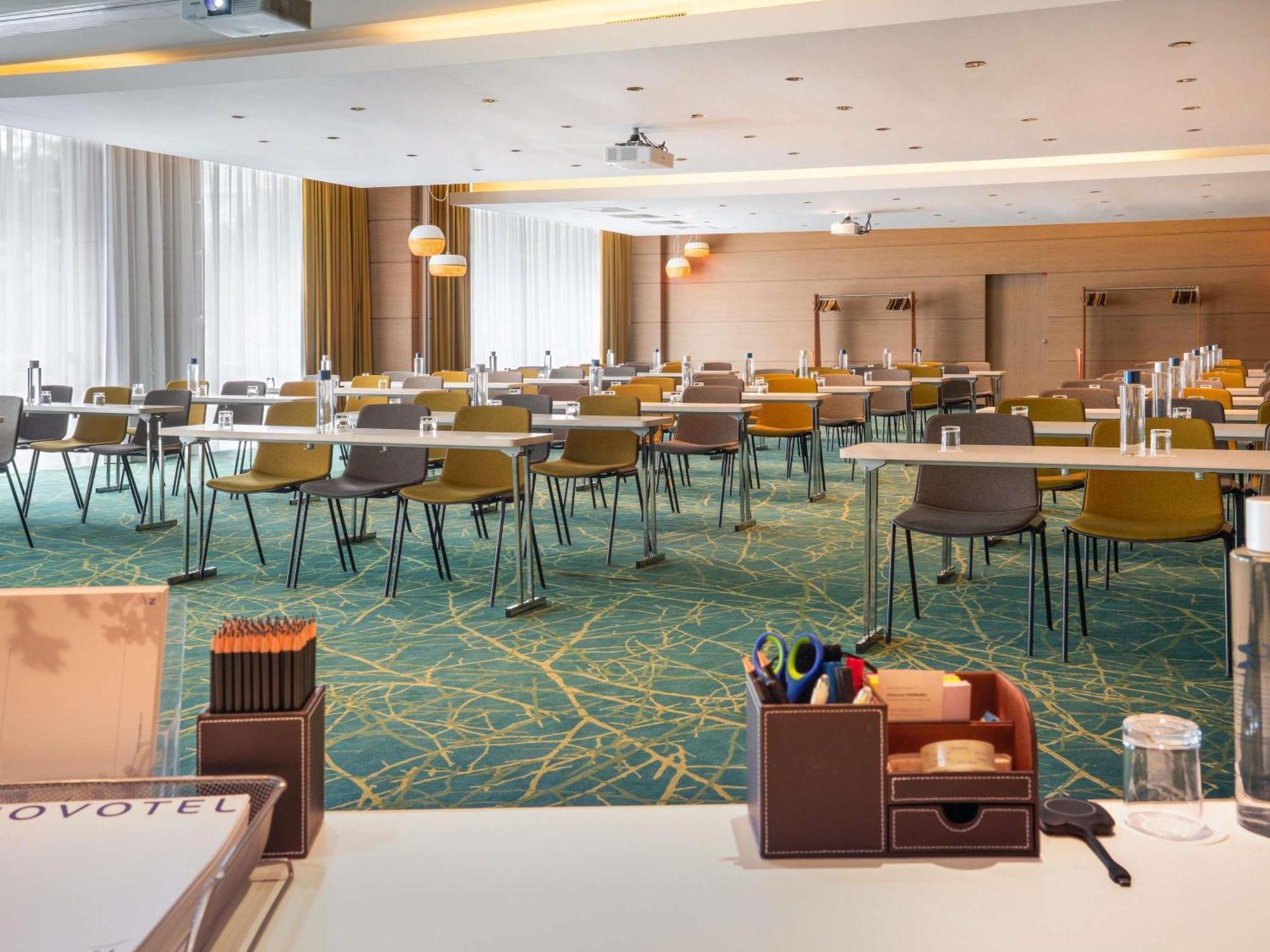 Novotel 17 Hotel 4*