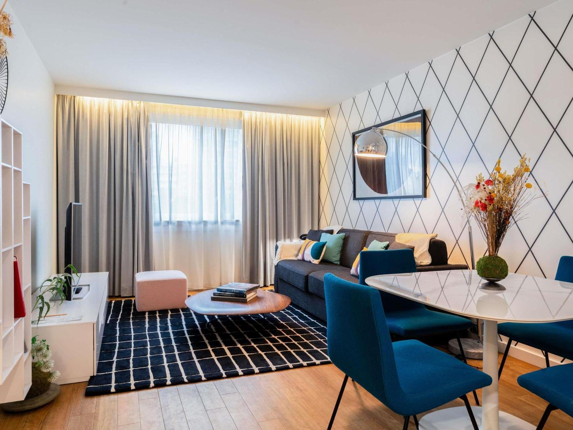 Novotel 17 4*